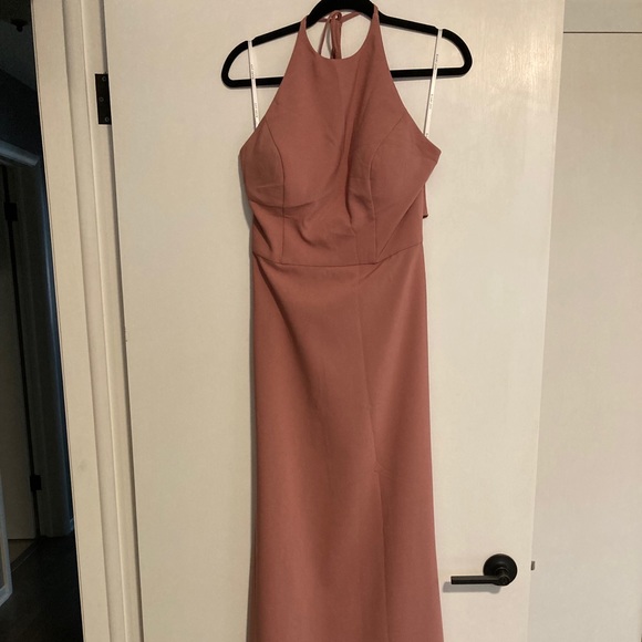 Gown - Picture 2 of 5